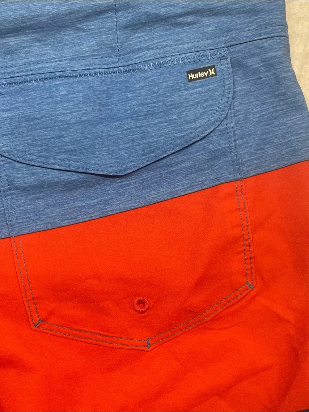 Hurley Men’s Blue & Red Colorblock Swim Board Shorts